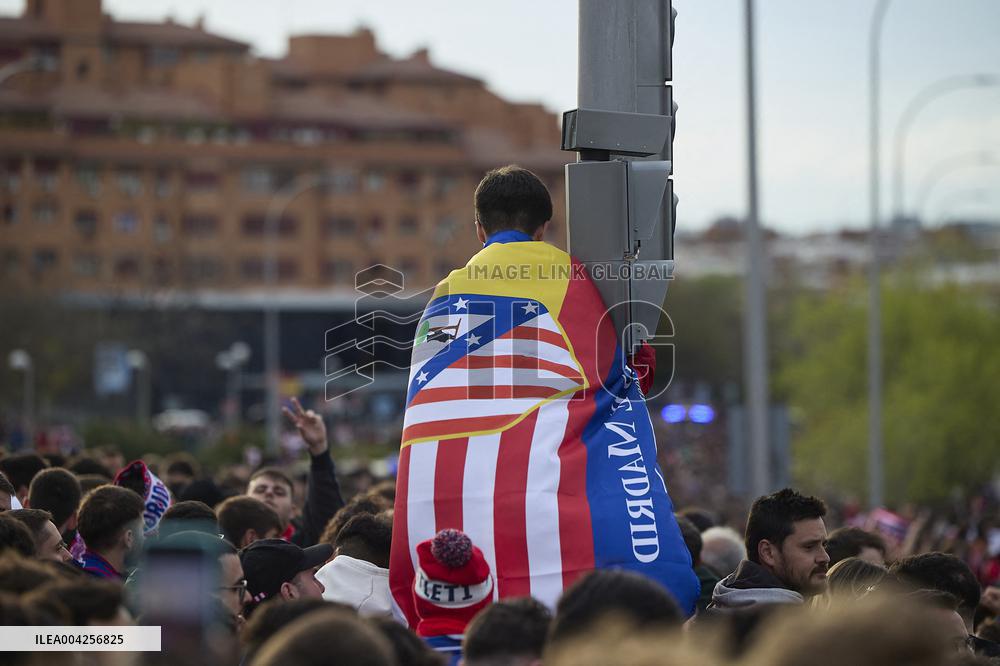 Electric Atmosphere for Atletico v FC Barcelona - Madrid