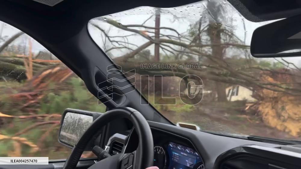 US: Tornado Leaves Significant Damage in Selmer, West Tennessee 2