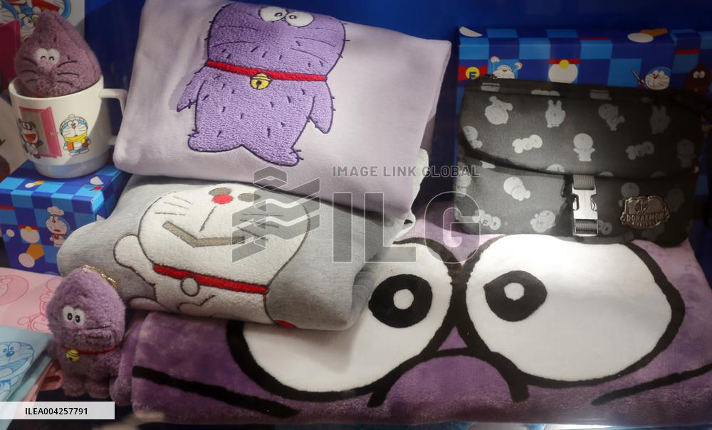 China First Robotic Cat Pop-up Store in Shanghai