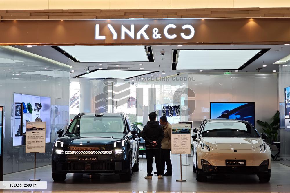 LYNK & CO Store