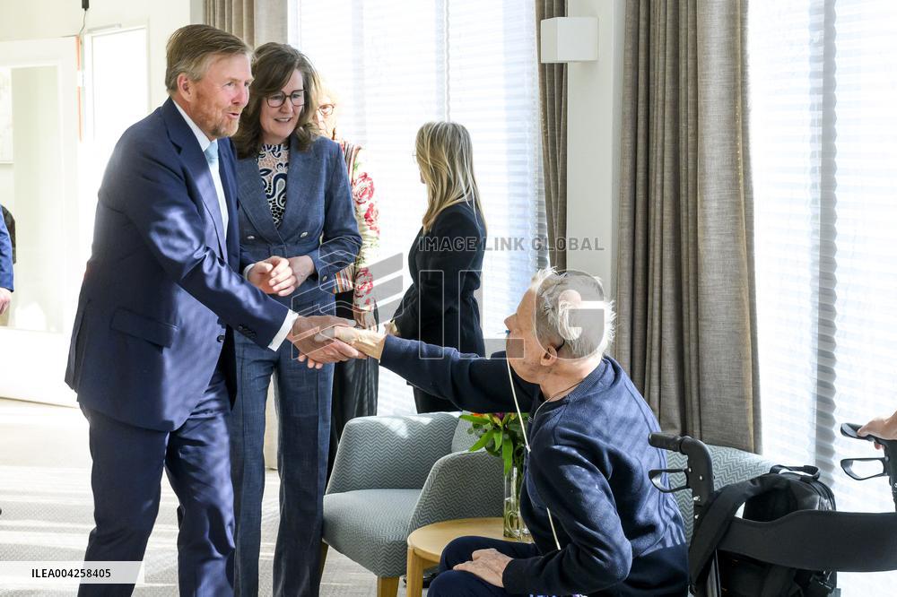 King Willem-Alexander Visits Hospice and Hospital - Netherlands