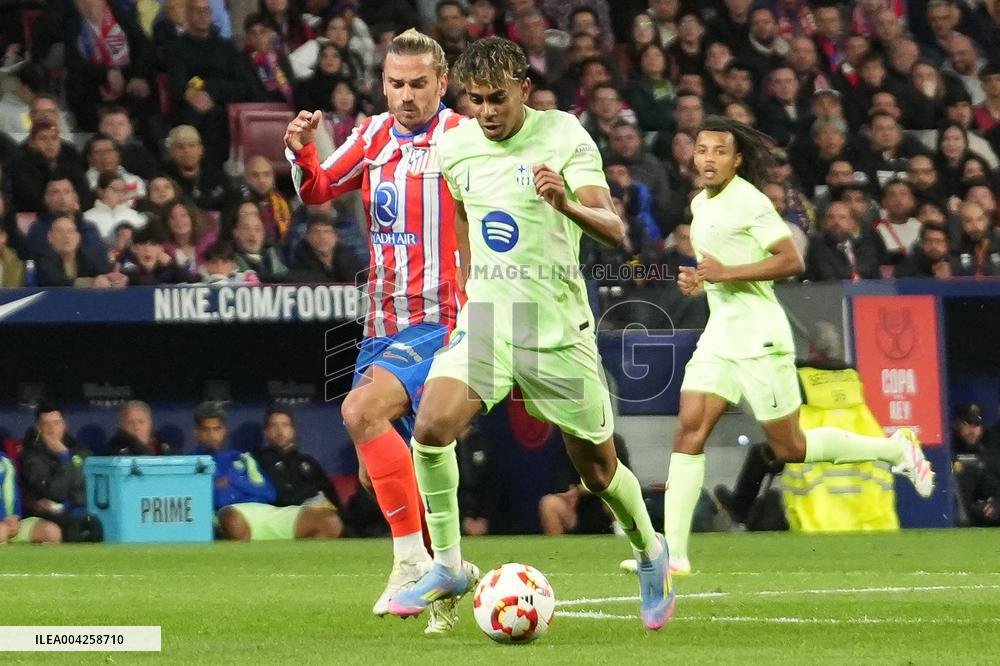 Spanish Cup - 1/2 - Atletico Madrid v Barcelona