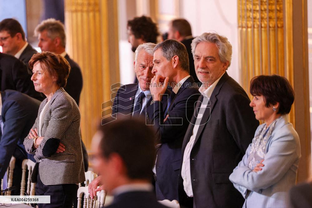 President Meets Representatives Of Industries Affected By The US Tariff Announcement - Paris