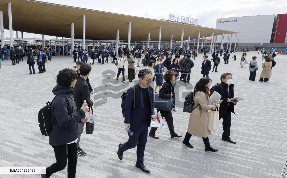 Osaka Expo test run begins