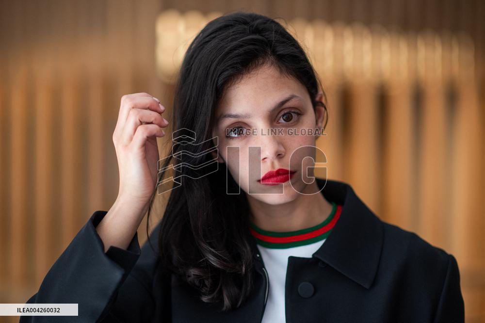 Reims Polar Noee Abita Portrait Session