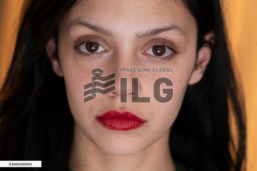 Reims Polar Noee Abita Portrait Session