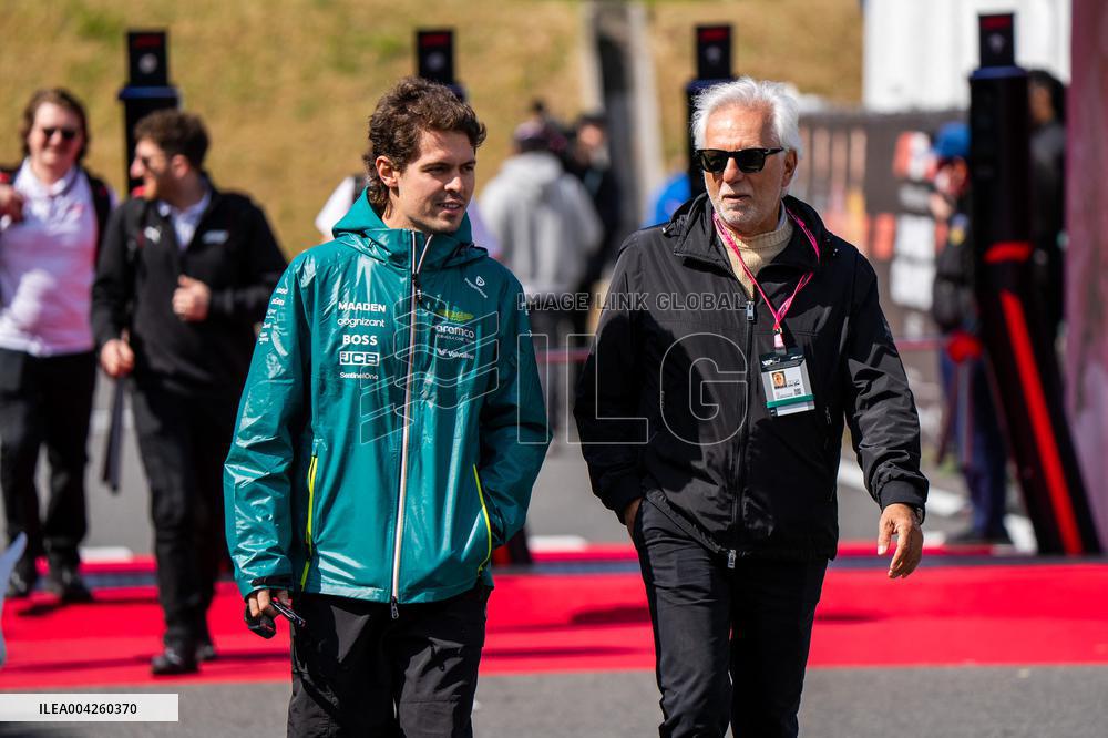 Formula 1 Japanese Grand Prix - GP Free Practice 1 and 2 Arrivals - Suzuka