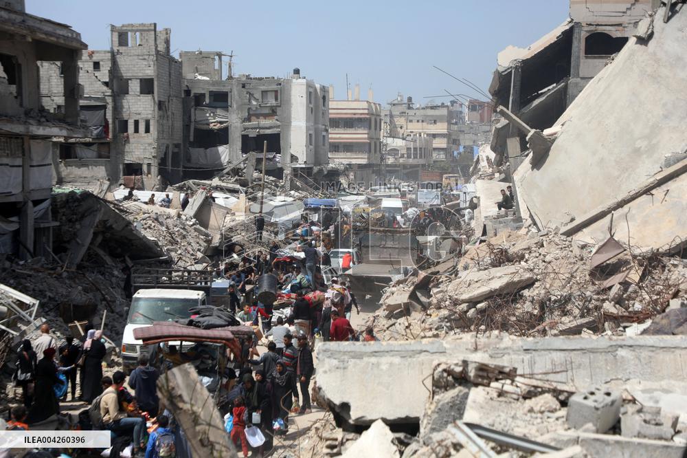 Israel Urges Evacuation of Gaza Neighborhoods Amid Military Operations