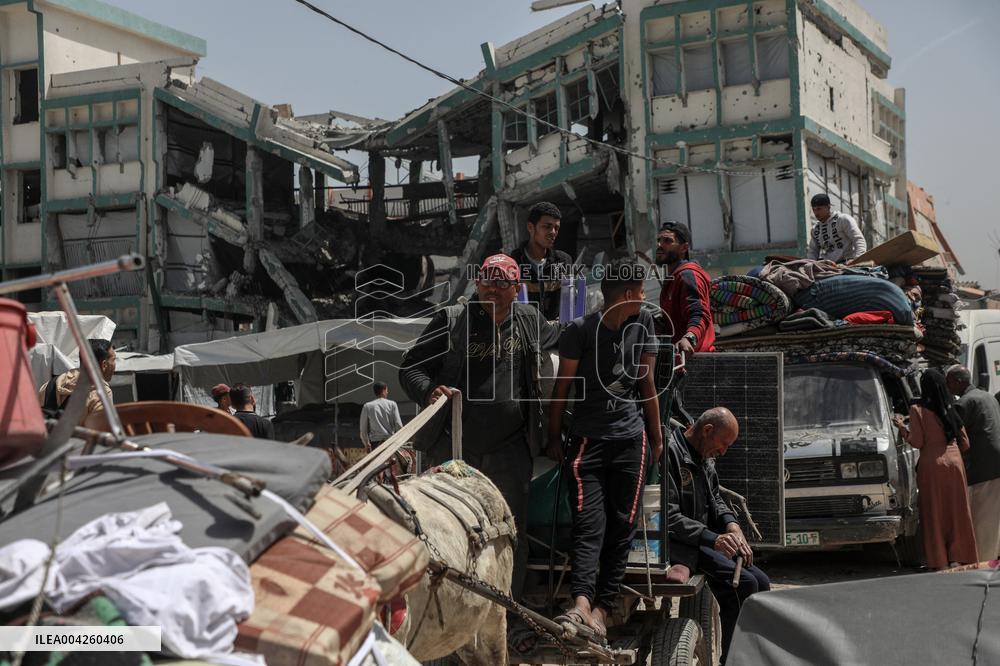 Israel Urges Evacuation of Gaza Neighborhoods Amid Military Operations