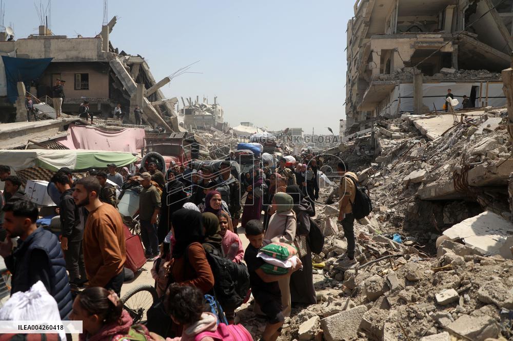 Israel Urges Evacuation of Gaza Neighborhoods Amid Military Operations