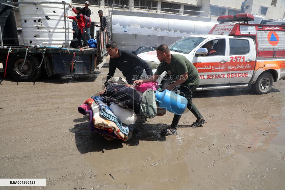 Israel Urges Evacuation of Gaza Neighborhoods Amid Military Operations