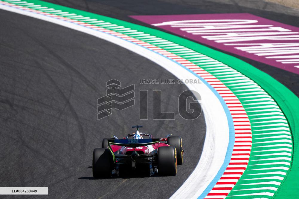 Formula 1 Japanese Grand Prix - GP Free Practice 1 and 2 - Suzuka