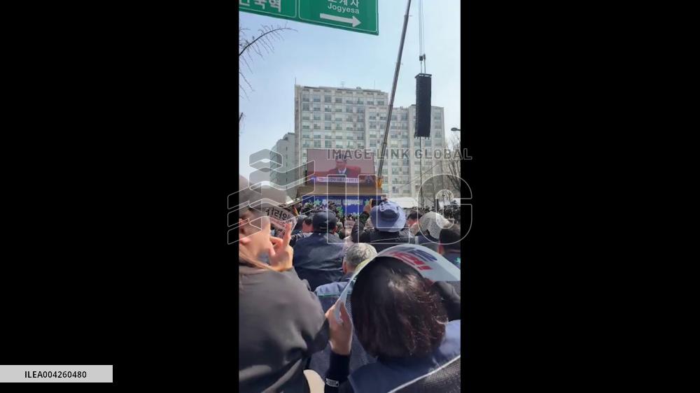 South Korea: Constitutional Court Upholds President Yoon’s Impeachment, People Celebrate 3