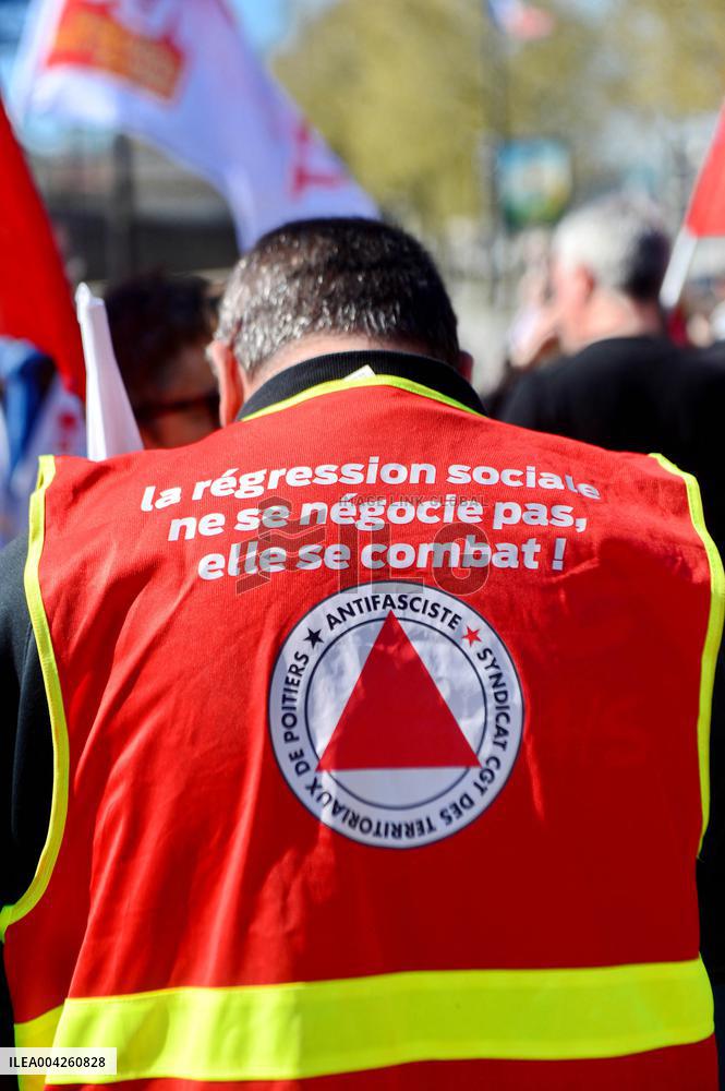 Civil Service Unions Rally in Front of Finance Ministry - Paris