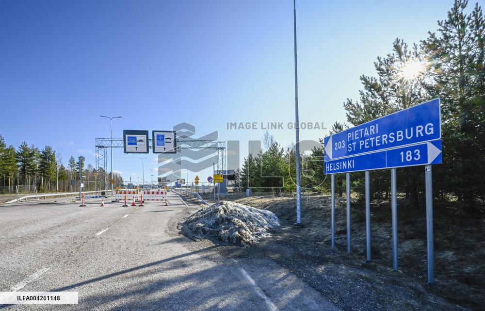 Suljettu Vaalimaan raja-asema