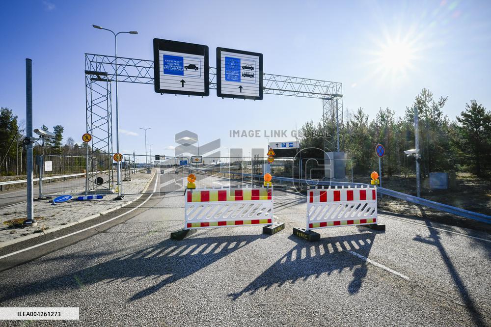 Suljettu Vaalimaan raja-asema