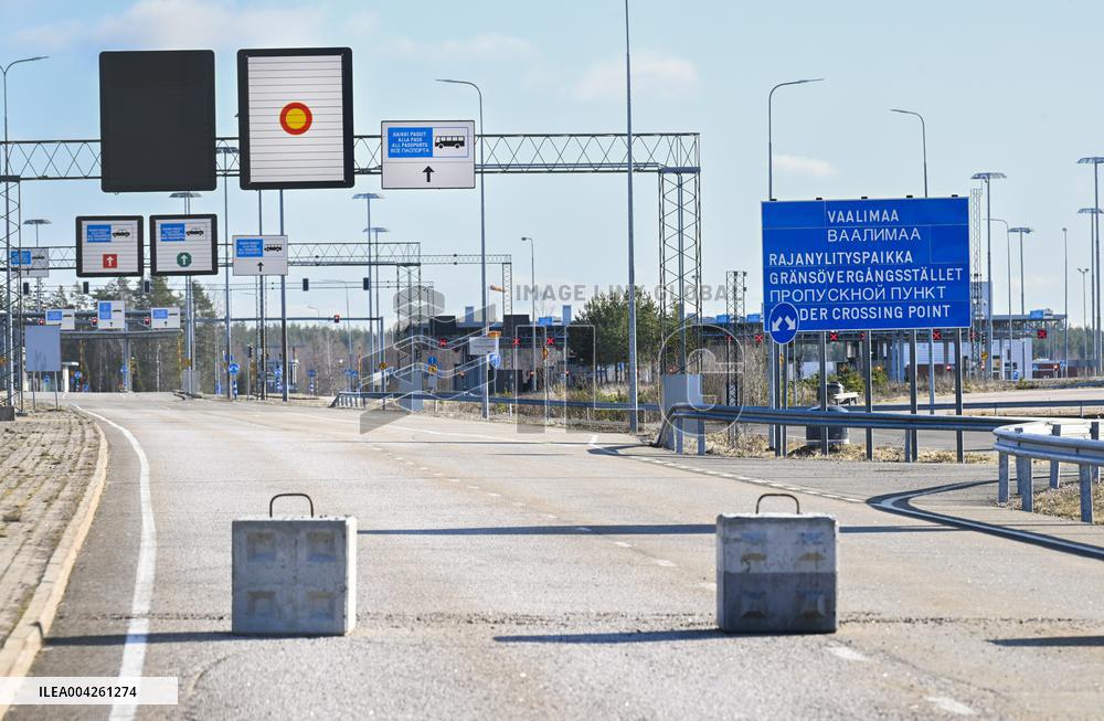 Suljettu Vaalimaan raja-asema