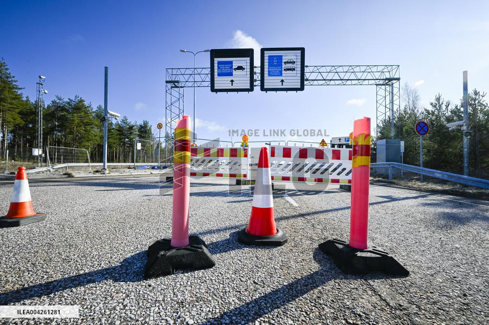 Suljettu Vaalimaan raja-asema