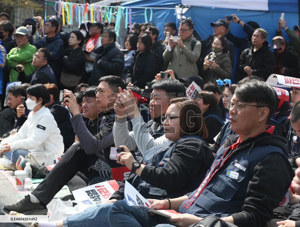 Yoon Suk-Yeols Impeachment Ruling - Seoul