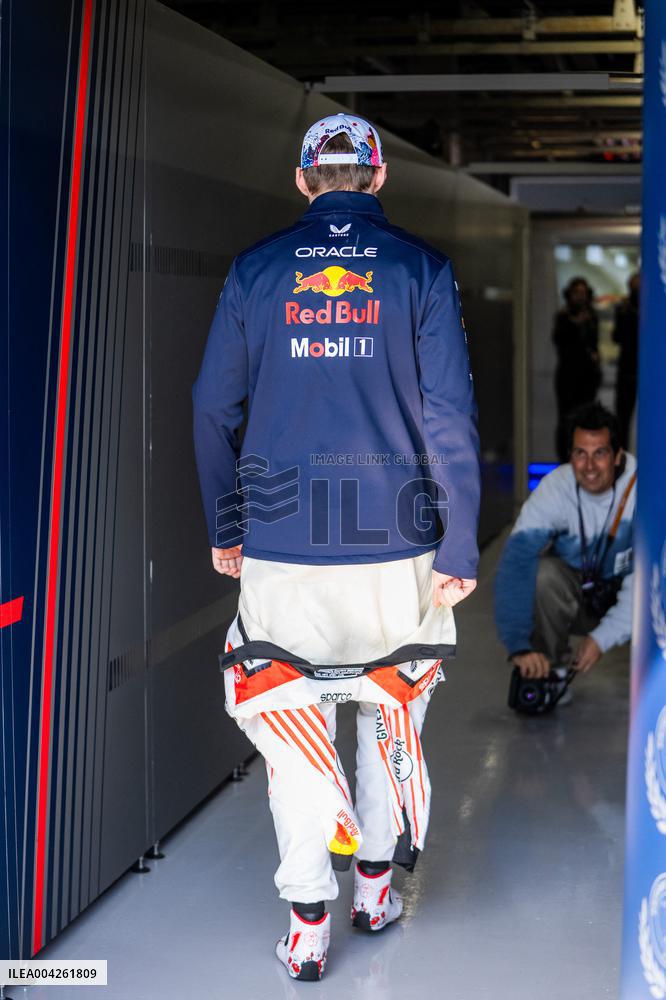 GP Free Practice 1 and 2 - Formula 1 Japanese Grand Prix - Suzuka