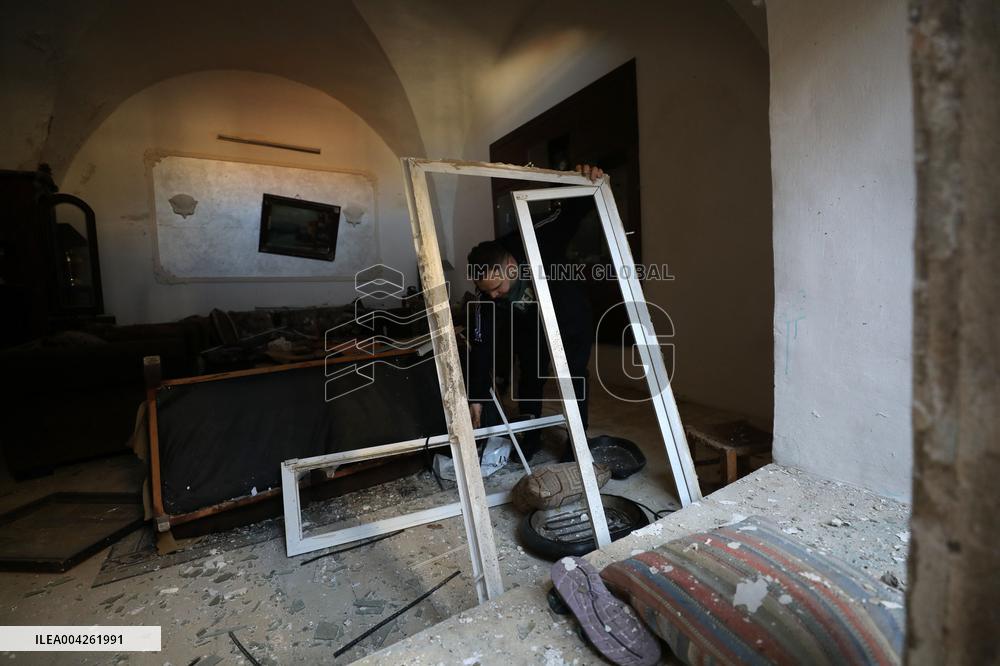 Palestinian Man Killed In Israeli Raid - Palestine