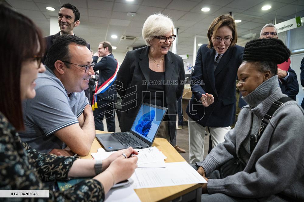 Francois Bayrou travels to Nanterre - Paris