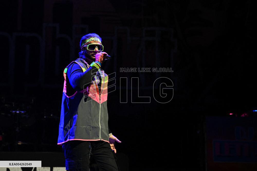 Ecca Vandal, Loserville 2025 Performs At The Accor Arena - Paris