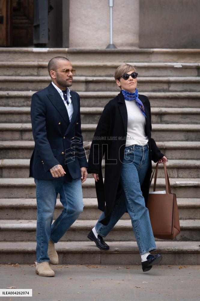 Dani Alves Acquitted of Assault, Passports Returned in Court - Barcelona