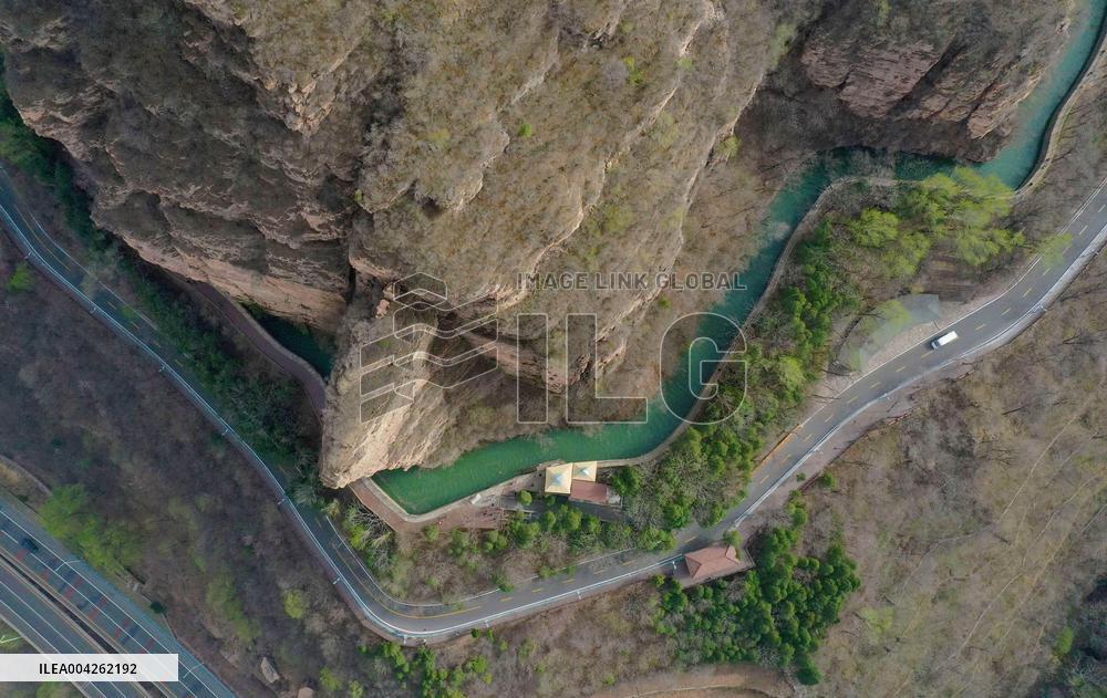 60 Years of Hongqi Canal - Tourists Flock to China Sky River - China