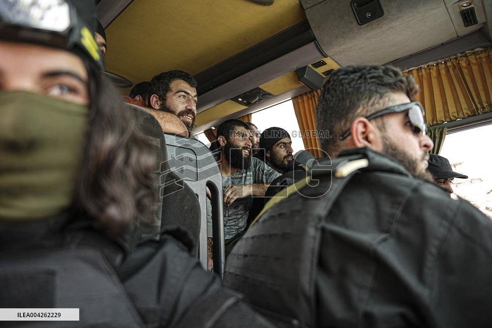 Syrian Government Forces Freed from SDF Prisons Welcomed - Aleppo