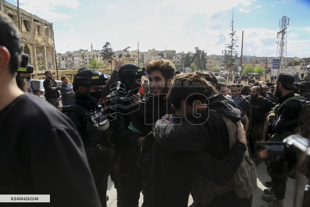 Syrian Government Forces Freed from SDF Prisons Welcomed - Aleppo