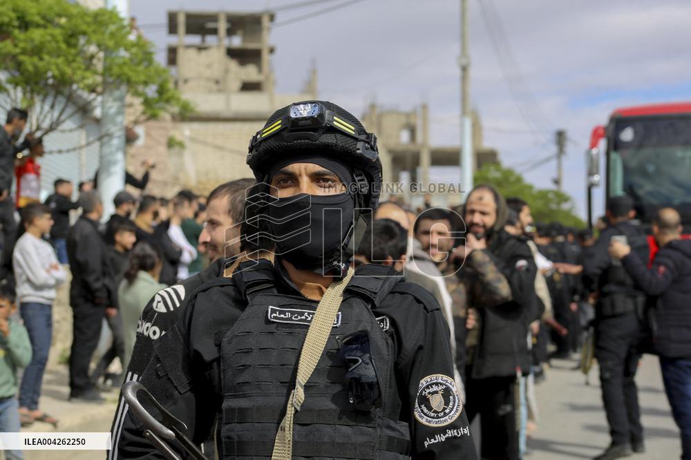 Syrian Government Forces Freed from SDF Prisons Welcomed - Aleppo