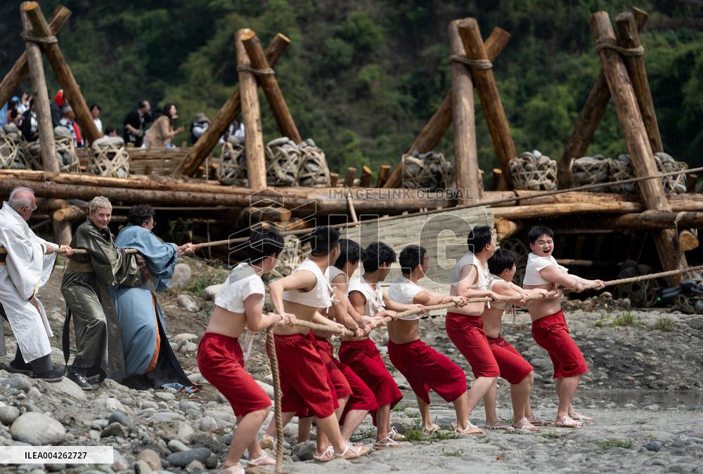 Water Releasing Festival - Chengd