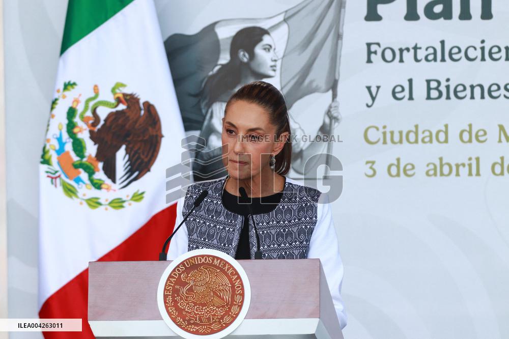 President Claudia Sheinbaum Holds ‘Plan Mexico’ News Conference - Mexico