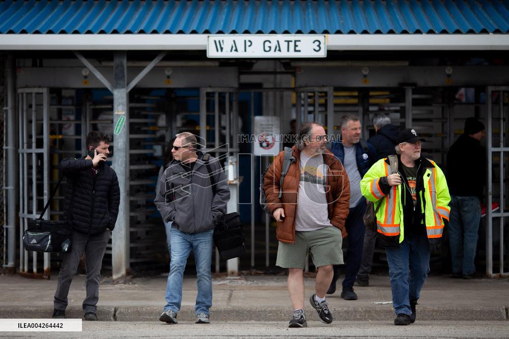 Stellantis Windsor Plant Shutdown 6,000 Workers Laid Off - Canada