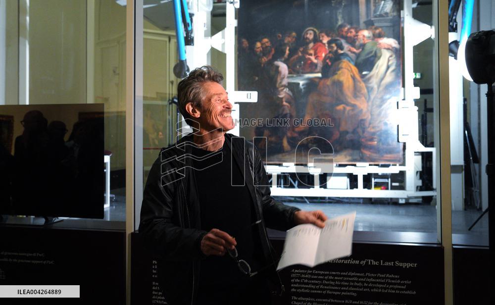 Willem Dafoe reads Gabriele Tintis Judas at the Brera Art Gallery - Milan