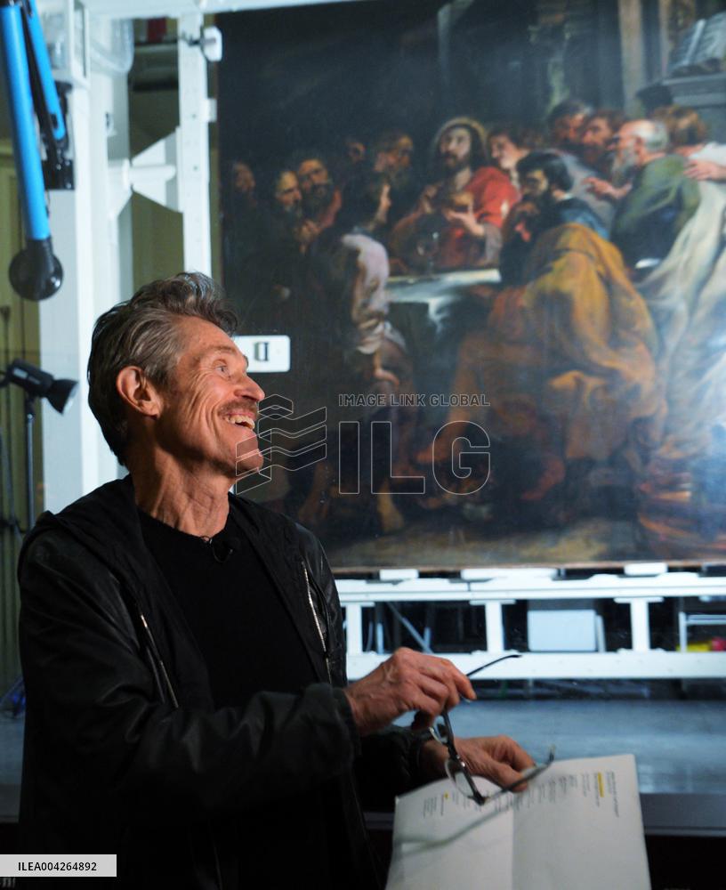 Willem Dafoe reads Gabriele Tintis Judas at the Brera Art Gallery - Milan