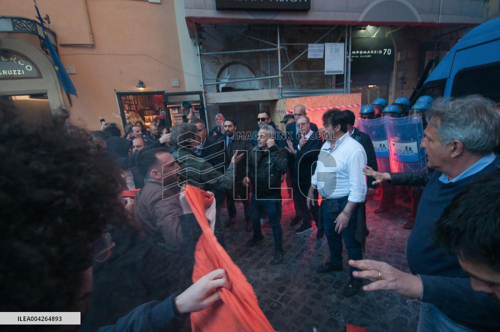 Clashes Erupt in Rome Over Security Legislation - Rome