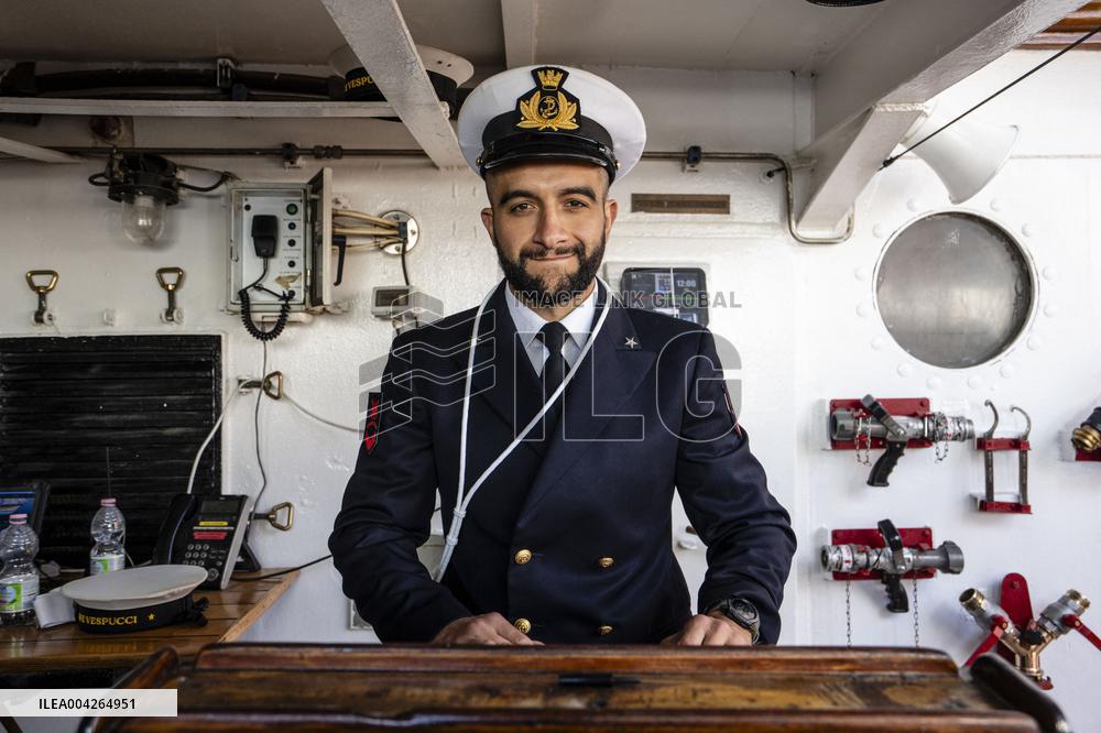 Meloni Welcomes Amerigo Vespucci in Ortona - Italy