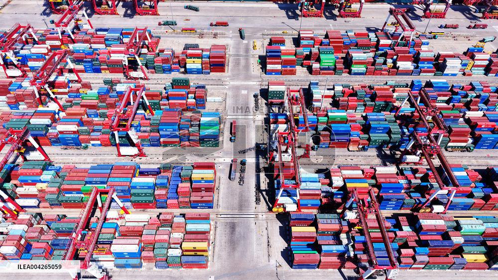 Qingdao Port Container Trade
