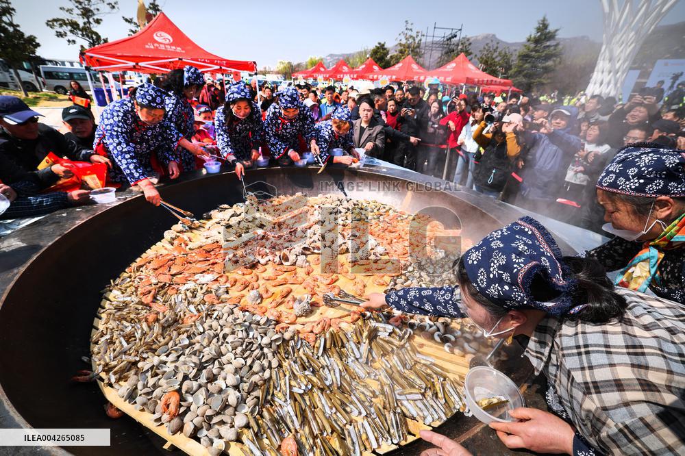 Seafood Carnival in Lianyungang