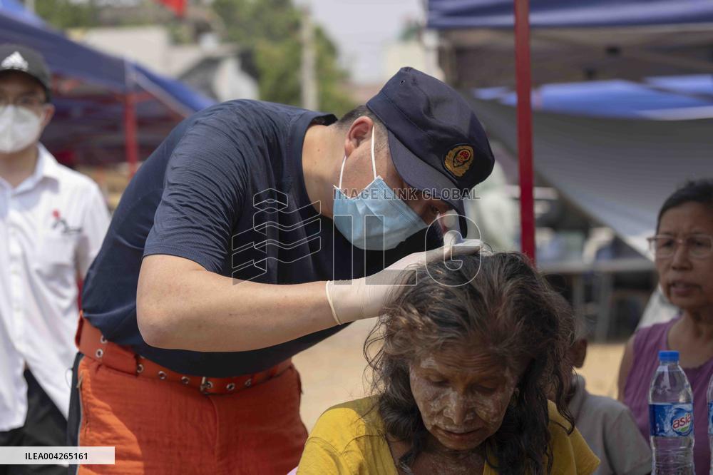 Situation of quake-affected people at a shelter in Mandalay