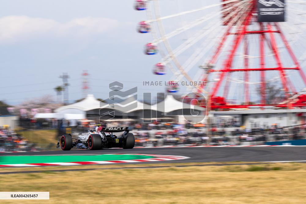 Formula 1 Japanese Grand Prix - GP Qualifications and Free Practice 3 - Suzuka