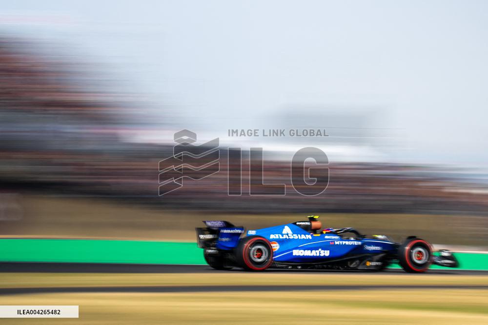 Formula 1 Japanese Grand Prix - GP Qualifications and Free Practice 3 - Suzuka