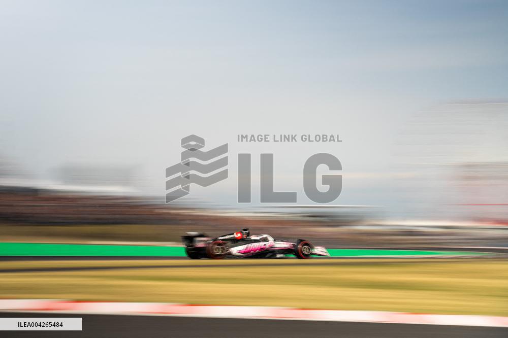 Formula 1 Japanese Grand Prix - GP Qualifications and Free Practice 3 - Suzuka