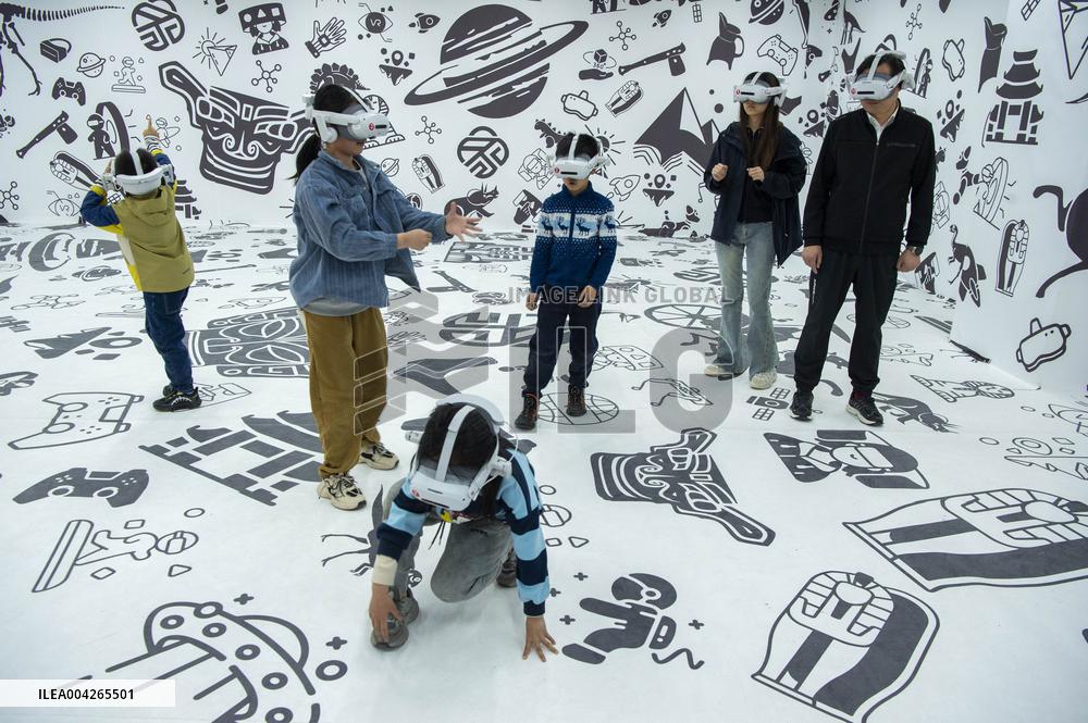 First Large-scale VR Themed Cinema in Hai 'an