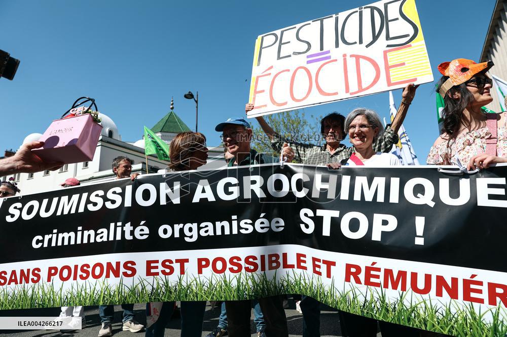 March Against Pesticides - Paris