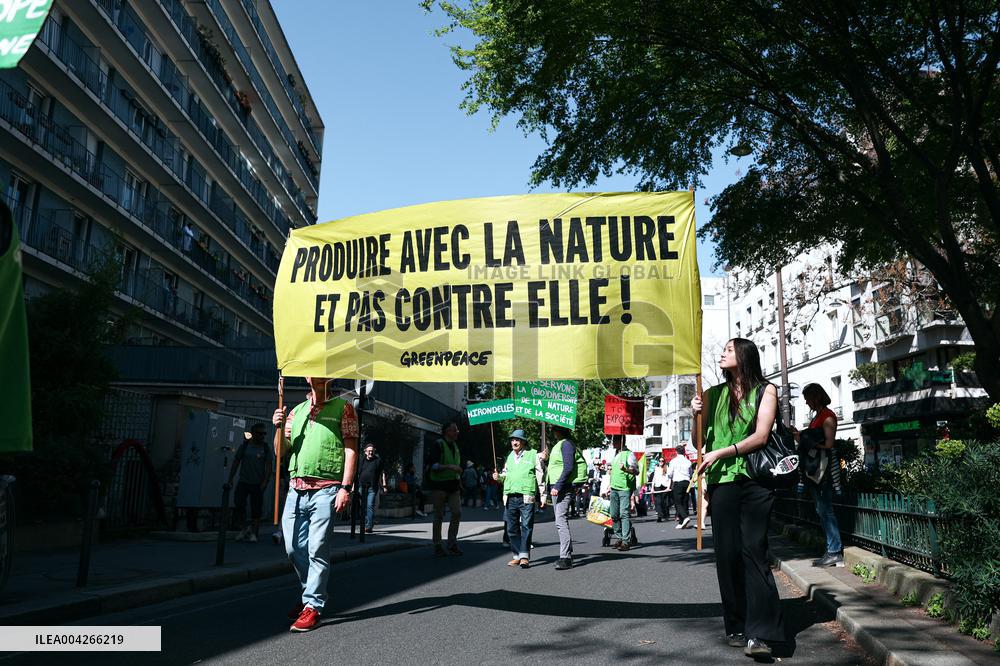 March Against Pesticides - Paris