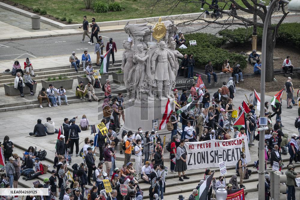 Pro-Palestinian protestors march from the National Gallery to ICE Headquarters in Washington, DC, on Saturday April 5, 2025. Thi