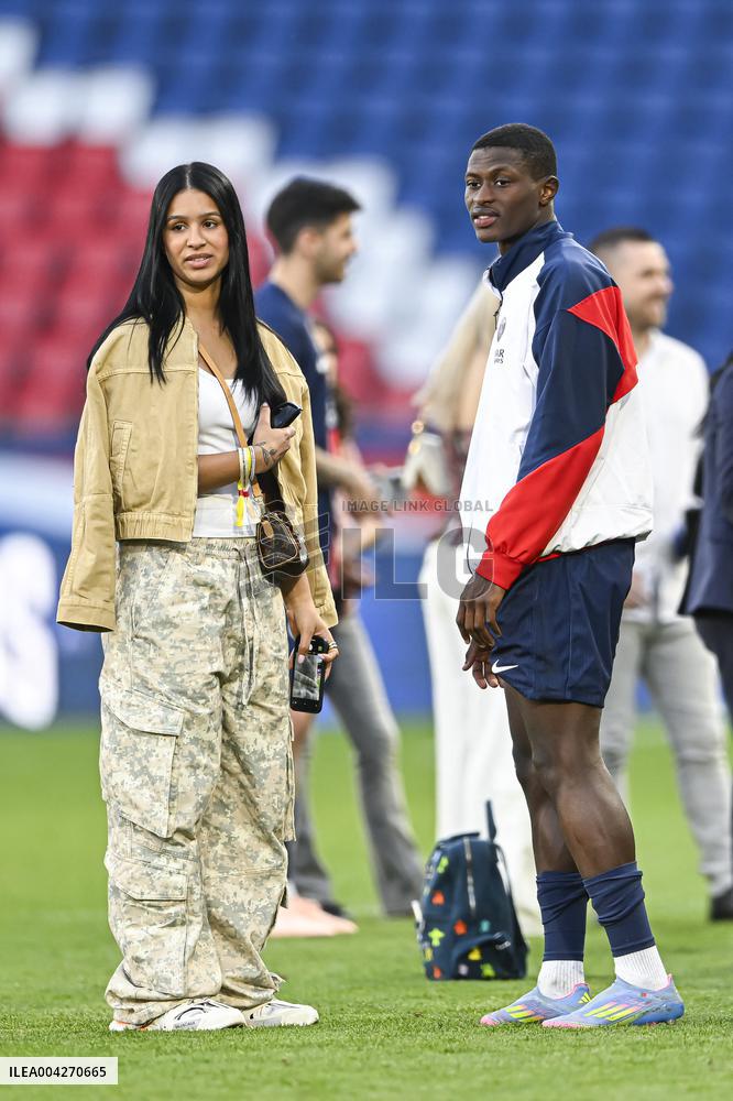 Ligue 1 McDonalds - Paris Saint-Germain v Angers SCO